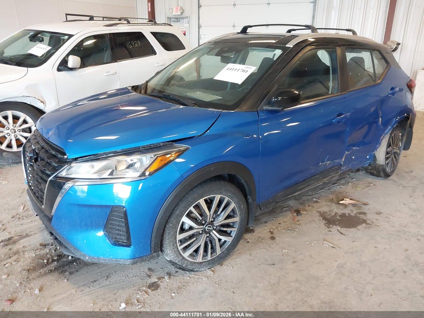 2022 Nissan Kicks Sv Xtronic Cvt