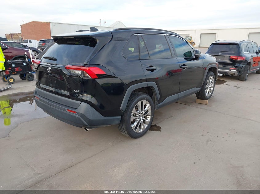 2021 Toyota Rav4 Xle Premium