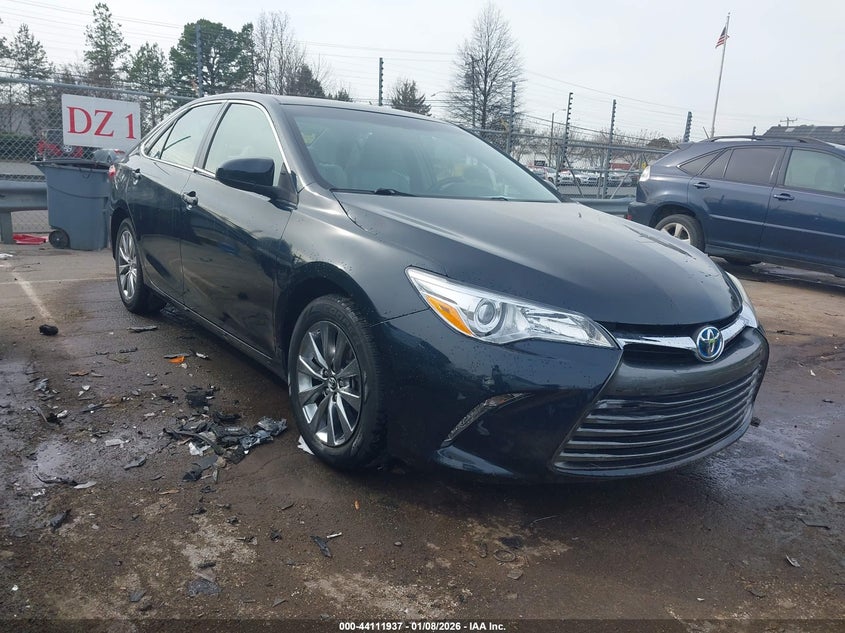 2015 Toyota Camry Hybrid Xle