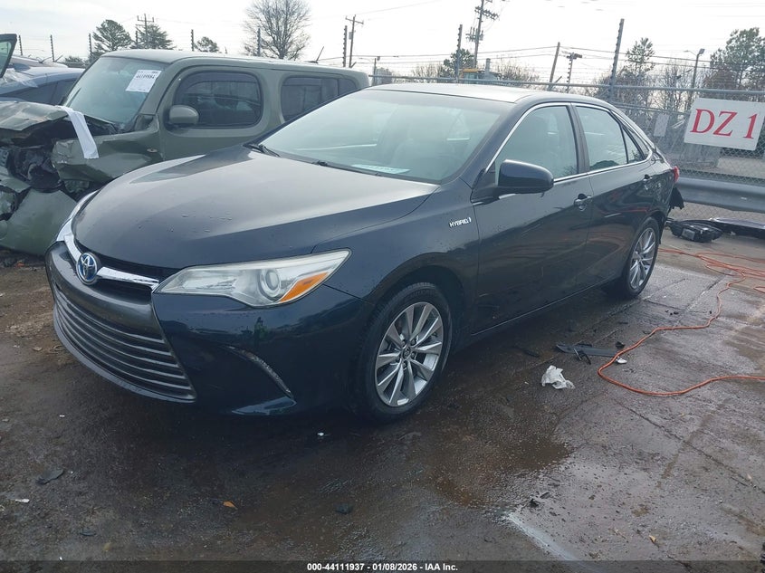 2015 Toyota Camry Hybrid Xle