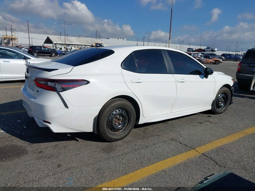 2024 Toyota Camry Hybrid Se Nightshade