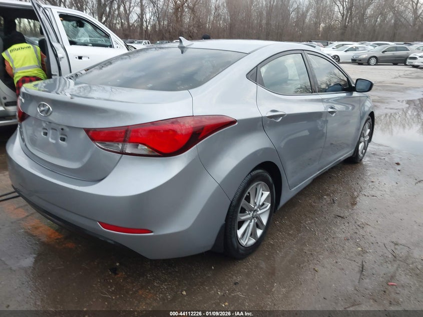 2015 Hyundai Elantra Limited/Se