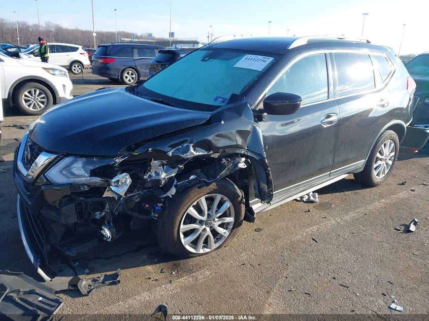 2019 Nissan Rogue Sv
