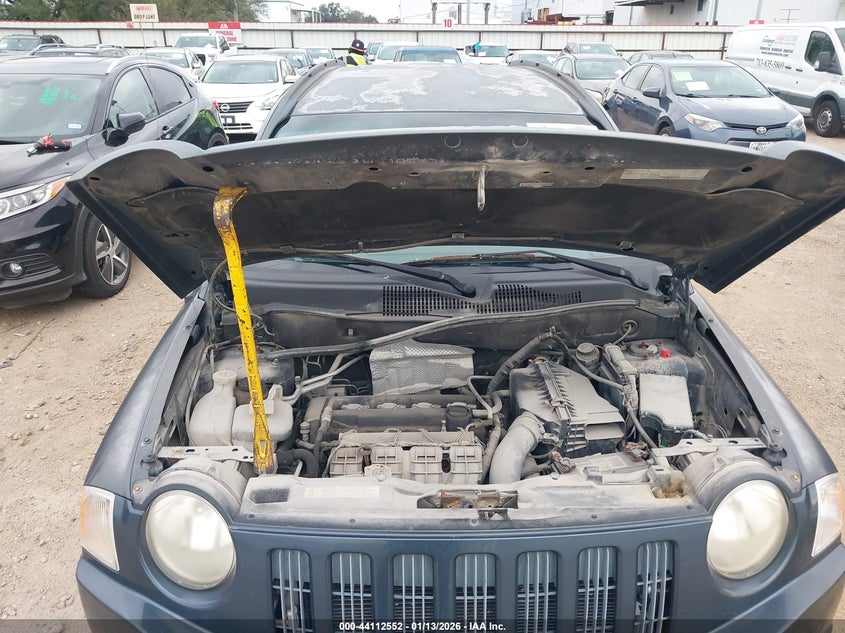 2008 Jeep Compass Sport VIN: 1J8FT47W48D691789 Lot: 44112552