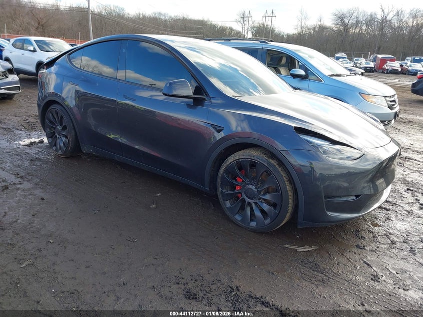 2024 Tesla Model Y Performance Dual Motor All-Wheel Drive