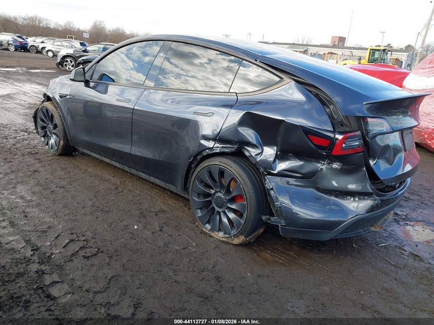 2024 Tesla Model Y Performance Dual Motor All-Wheel Drive