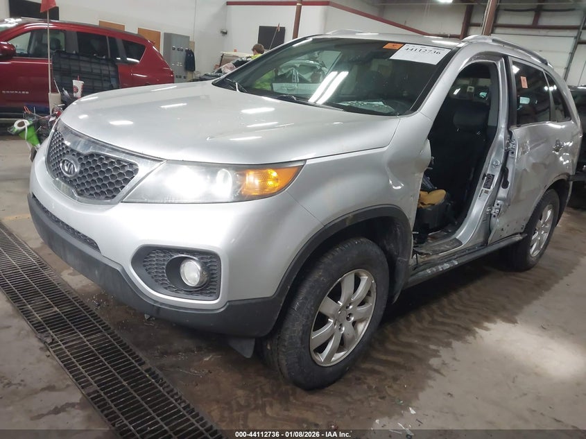 2011 Kia Sorento Lx 5XYKT4A19BG172376 photo 1