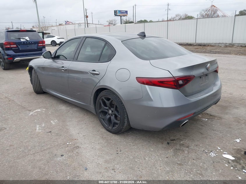 2021 Alfa Romeo Giulia Rwd