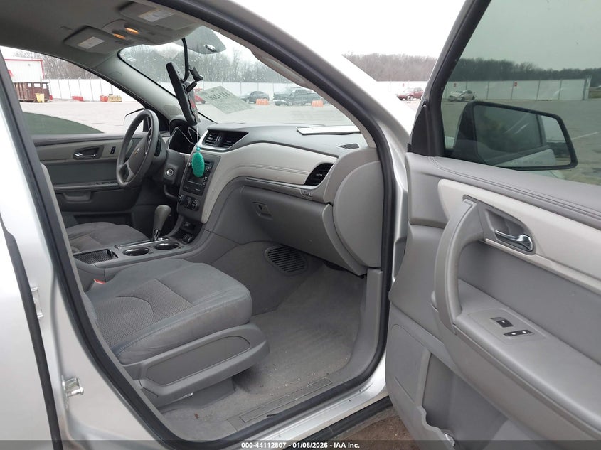 2017 Chevrolet Traverse Ls