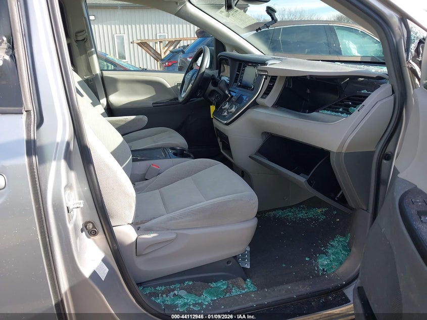 2018 Toyota Sienna Le 8 Passenger