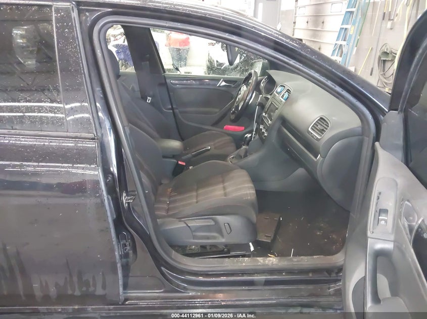 2010 Volkswagen Gti 4-Door