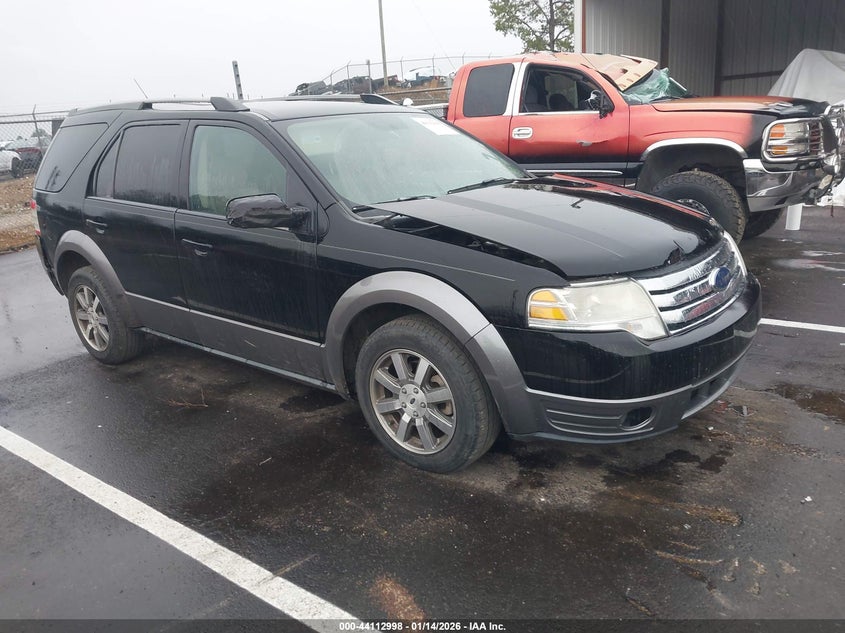 1FMDK02W38GA12204 FORD TAURUS X Photo 1