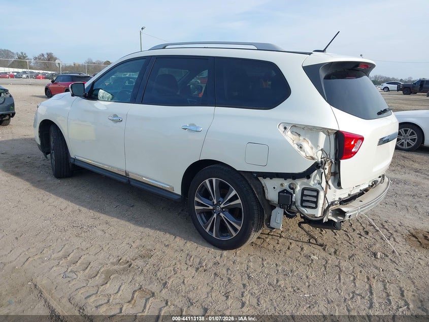 2017 Nissan Pathfinder Platinum