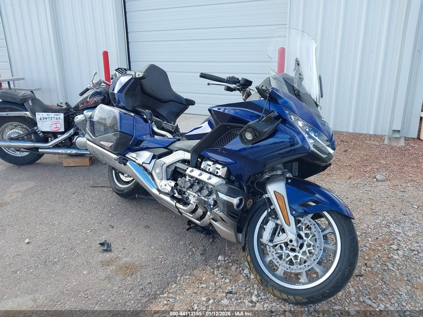 JH2SC7901JK002235 HONDA GL1800 Photo 1