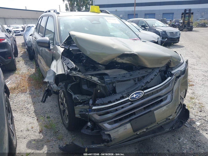 2025 Subaru Forester Premium