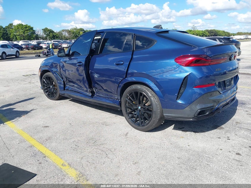 2022 BMW X6 xDrive40I