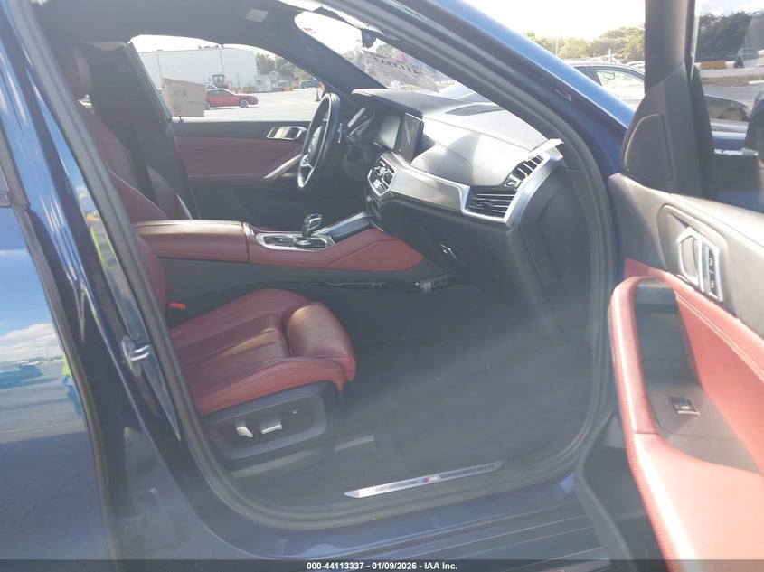 2022 BMW X6 xDrive40I