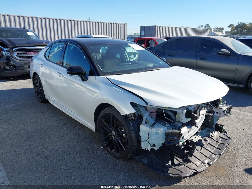 2024 Toyota Camry Xse V6