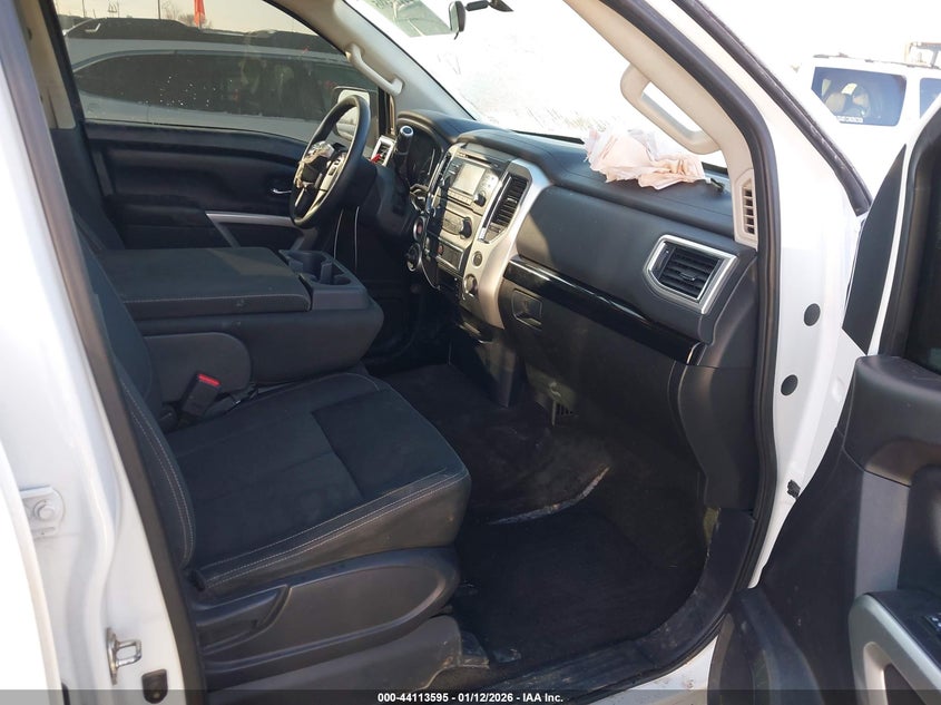 2018 Nissan Titan Platinum Reserve/Pro-4X/S/Sl/Sv