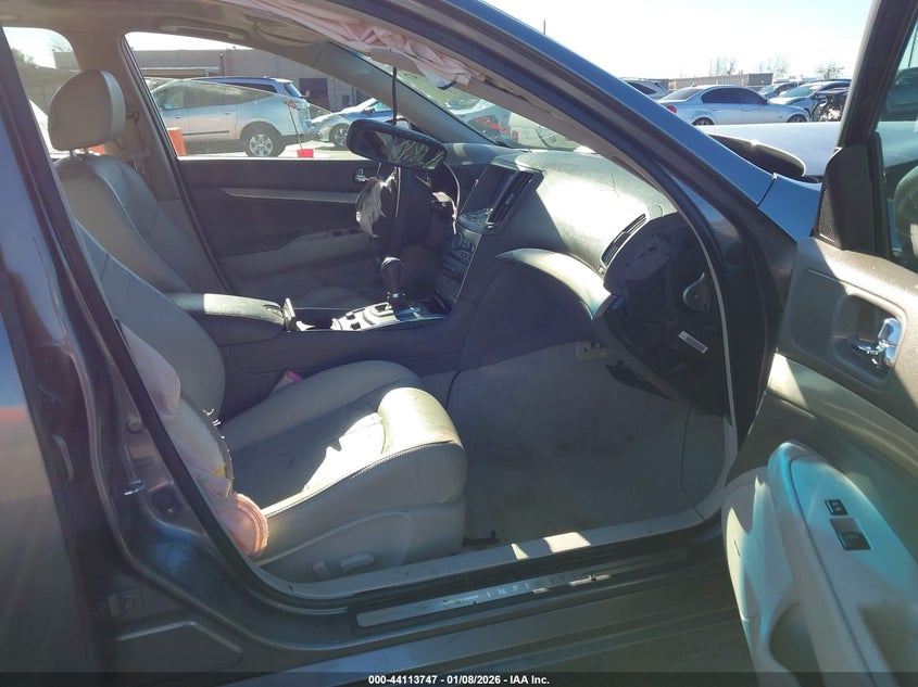 2012 Infiniti G37 Journey