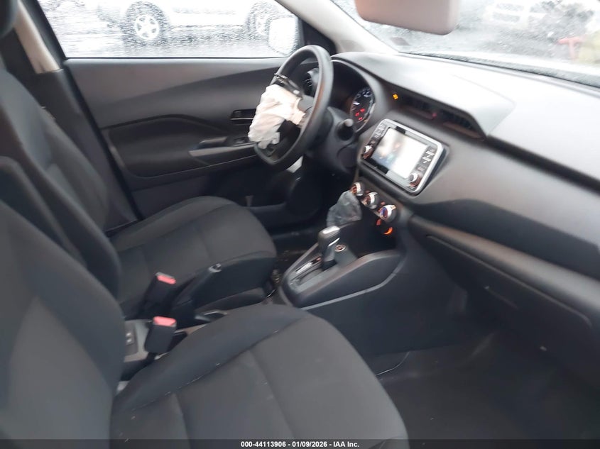 2024 Nissan Kicks S Xtronic Cvt