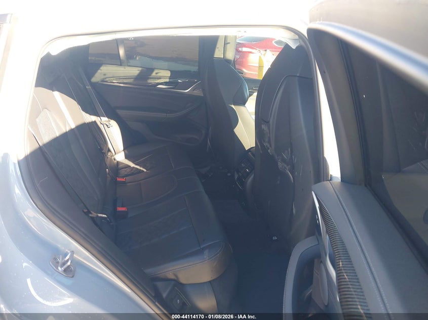 2024 BMW X4 M VIN: 5YM23EC03R9U11806 Lot: 44114170