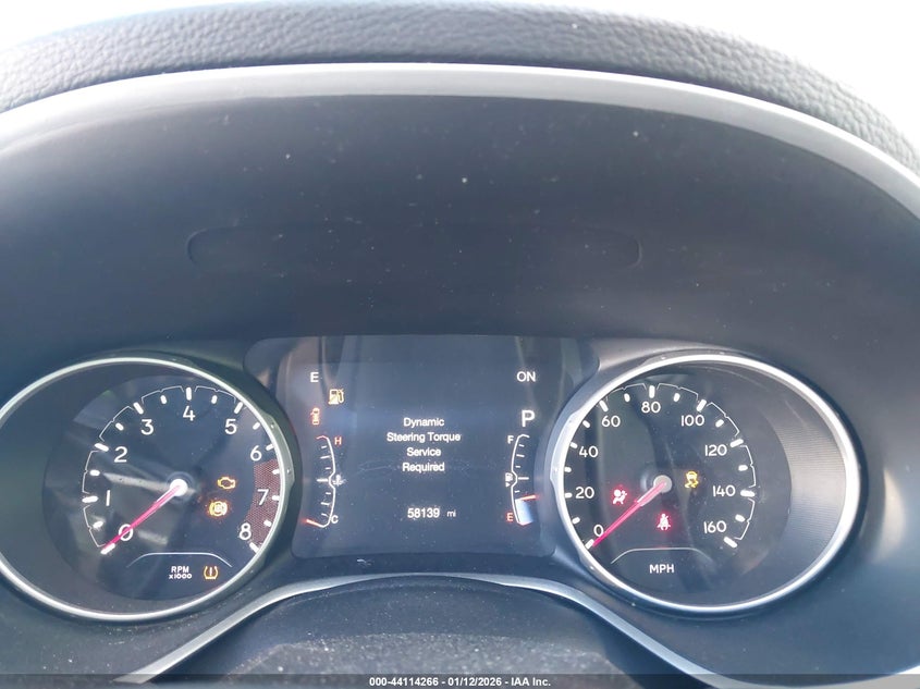VIN 3C4NJCCB4JT205049 2018 JEEP COMPASS LIMITED FWD