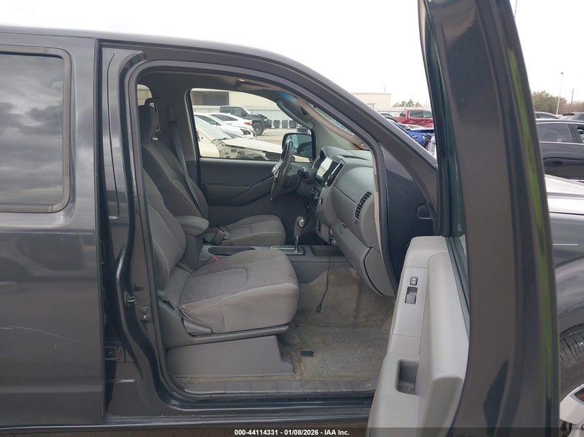 2011 Nissan Frontier Sv