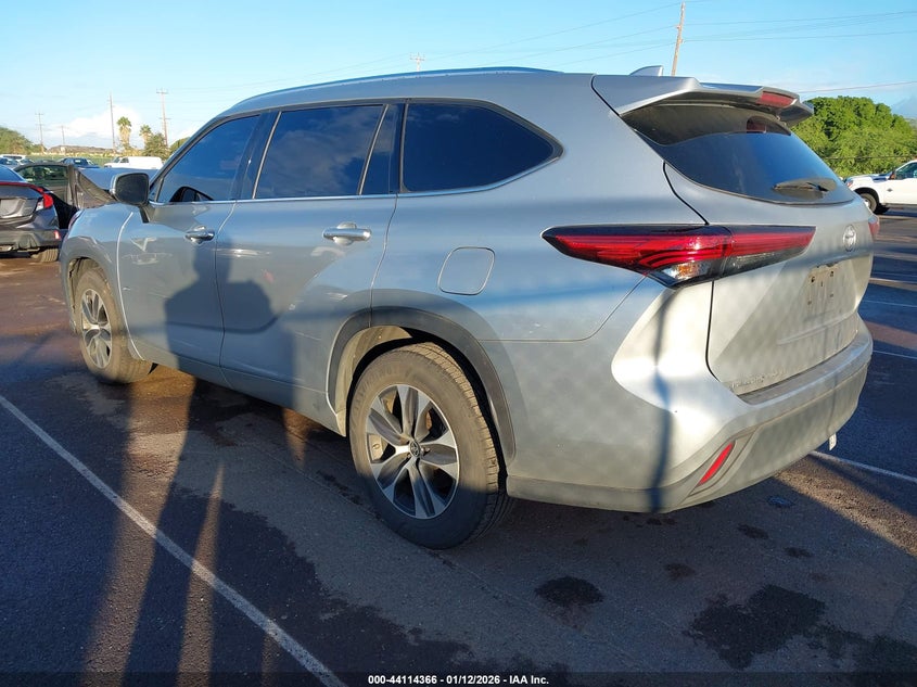 2021 Toyota Highlander Xle