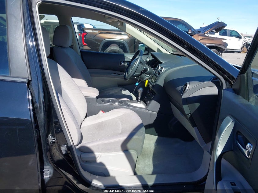 2014 Nissan Rogue Select S