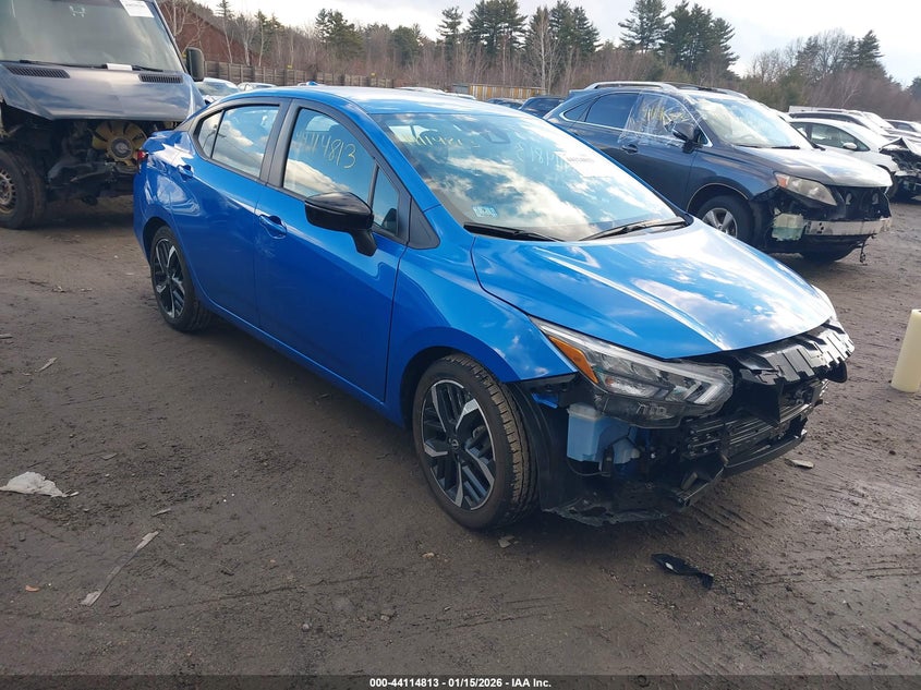 2024 Nissan Versa 1.6 Sr