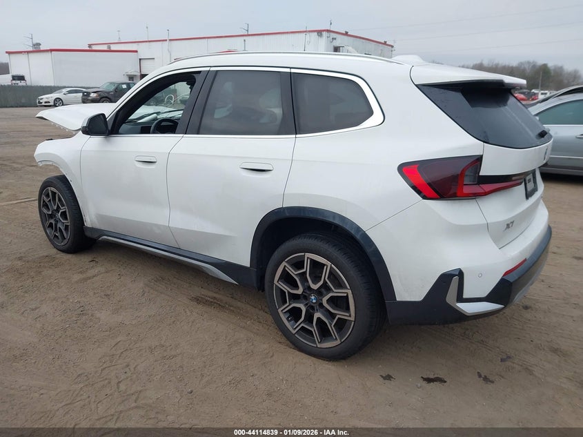 2023 BMW X1 2.0L I-4 DI, DOHC, V(VIN: WBX73EF0XP5X01588
