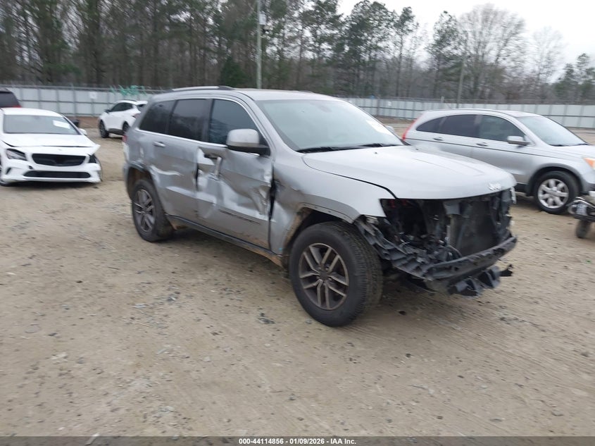 2020 Jeep Grand Cherokee Laredo E 4X2
