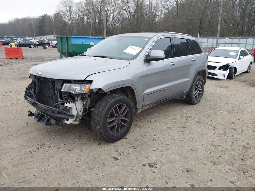 2020 Jeep Grand Cherokee Laredo E 4X2