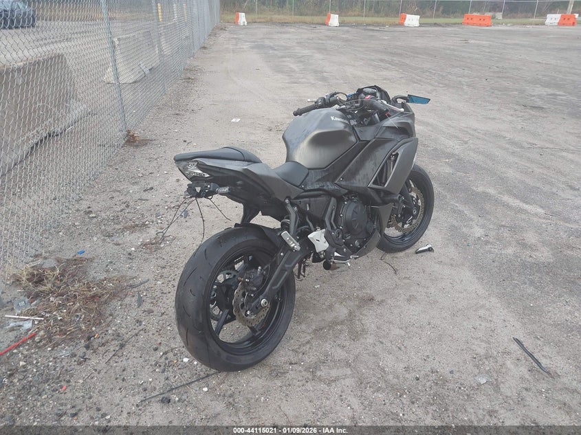 2024 KAWASAKI EX650 649 CC(VIN: ML5EXER1XRDAD3872