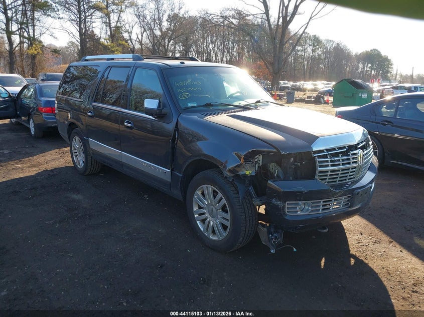 2014 Lincoln Navigator L