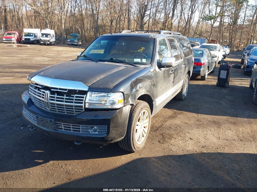 2014 Lincoln Navigator L