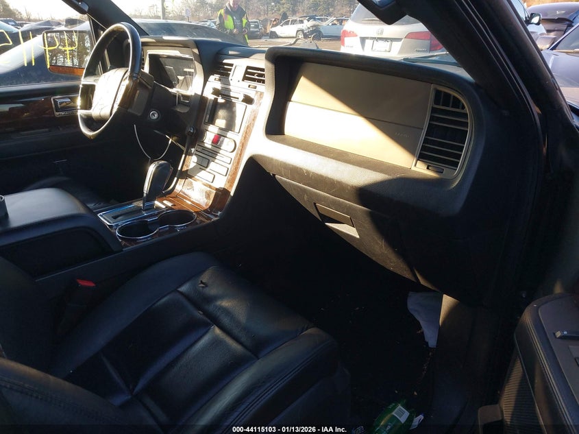 2014 Lincoln Navigator L