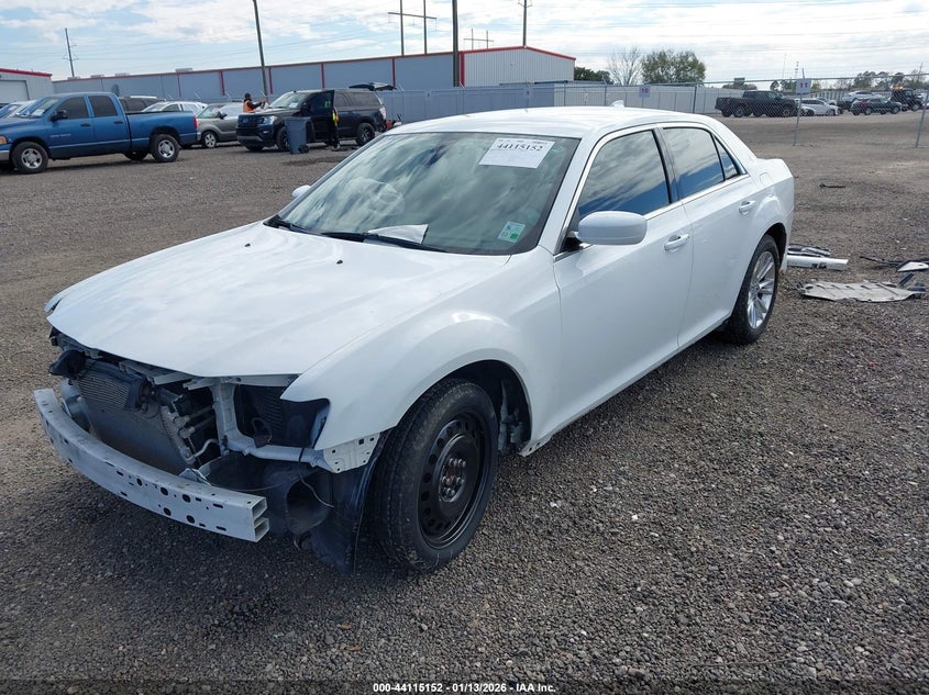 2019 Chrysler 300 Touring L