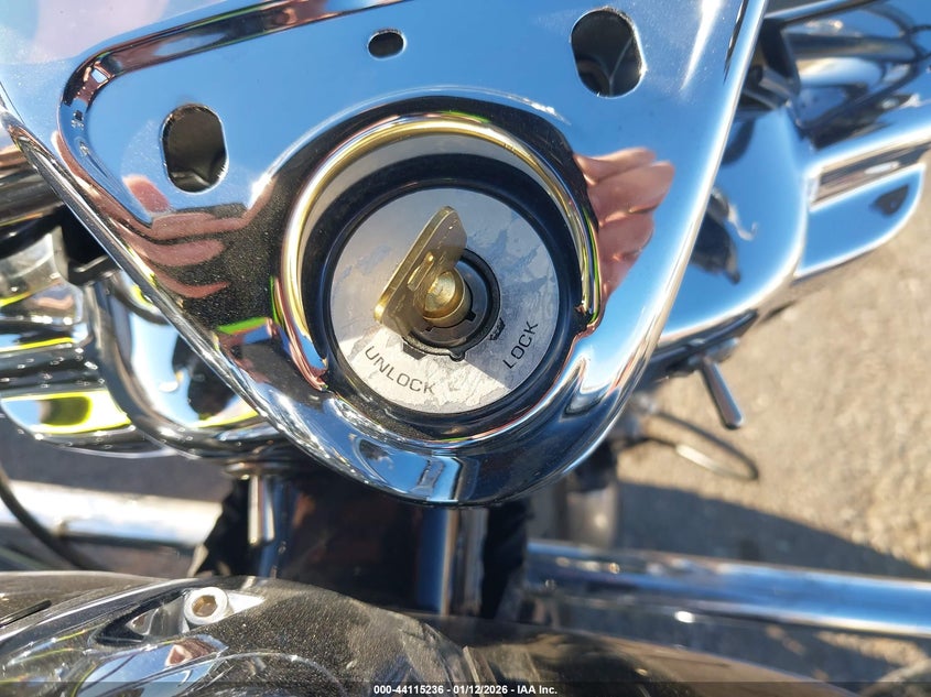 2015 Harley-Davidson Flhr Road King VIN: 1HD1FBM15FB640086 Lot: 44115236