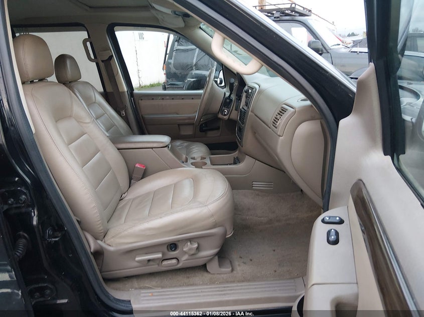 2004 Ford Explorer Limited