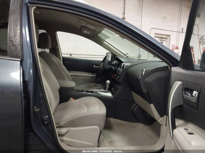 2013 Nissan Rogue Sv