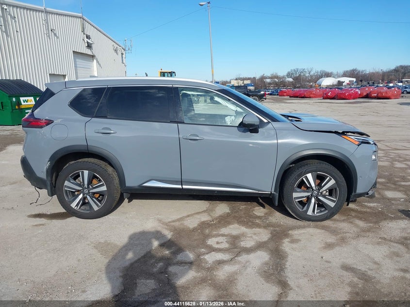 2021 Nissan Rogue - widok 14