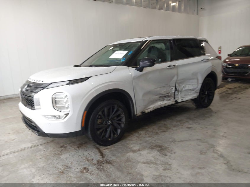 2022 Mitsubishi Outlander Black Edition 2Wd/Se 2.5 2Wd/Se Launch Edition 2Wd