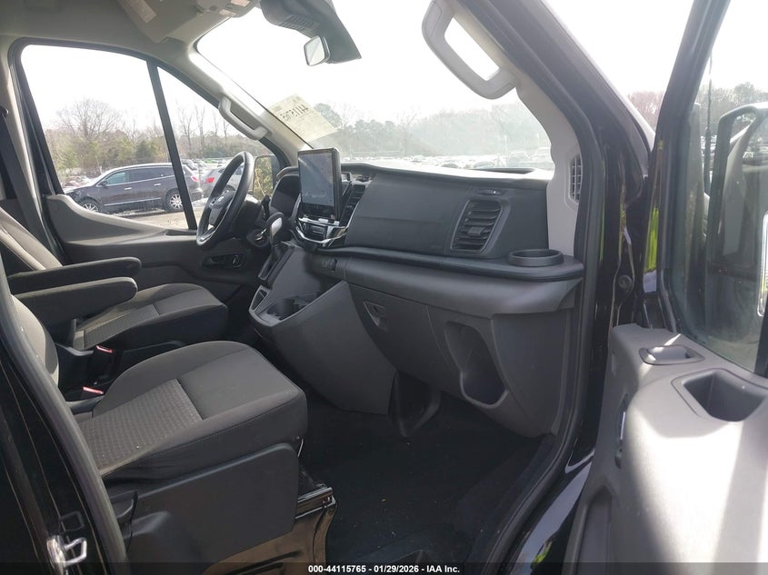 2024 Ford Transit-350 Passenger Van Xlt