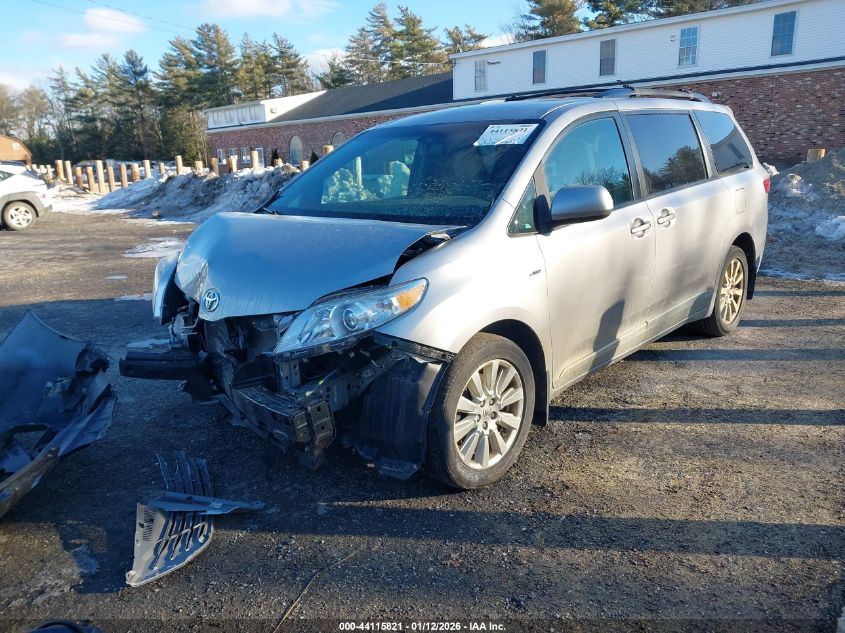 2017 Toyota Sienna Le 7 Passenger