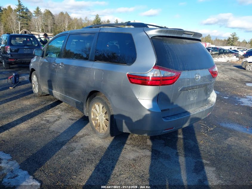 2017 Toyota Sienna Le 7 Passenger