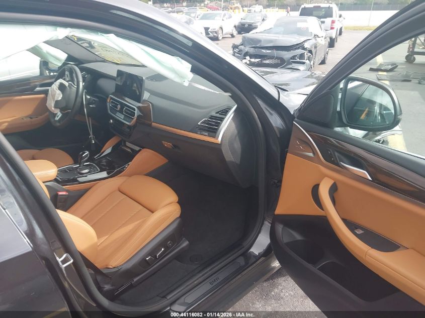 2024 BMW X4 xDrive30I