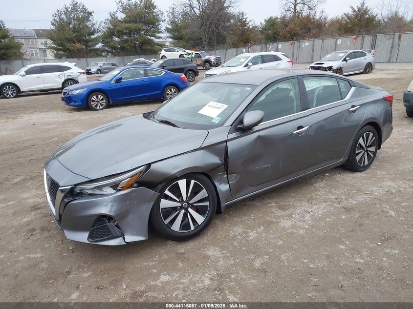 2022 Nissan Altima Sv Fwd