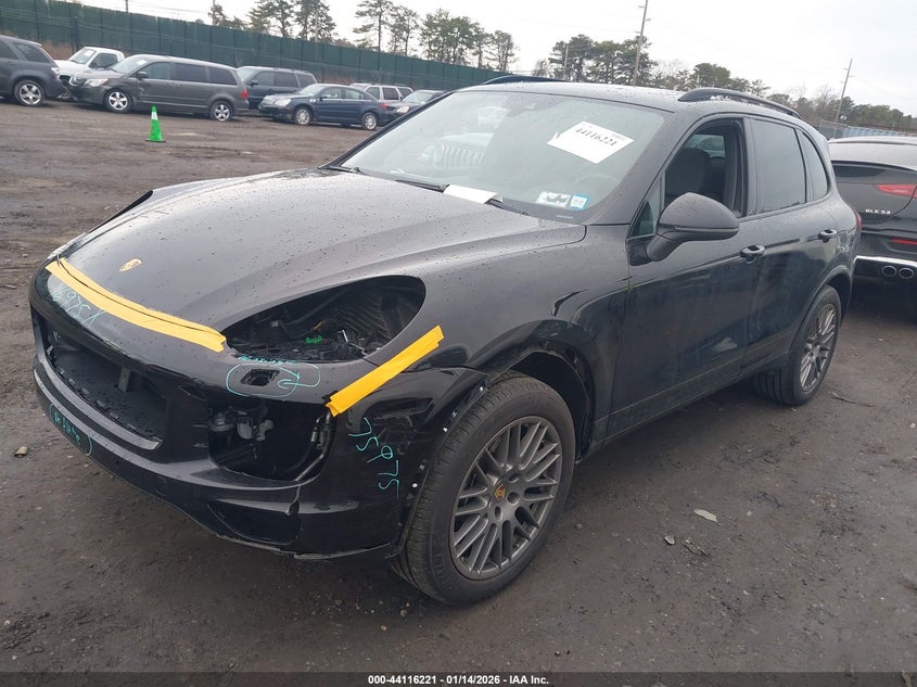 2017 Porsche Cayenne Platinum Edition